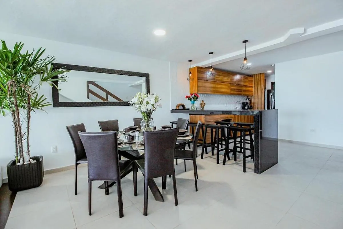 Oceanfront Private Pier Pool Garden Terrace 3Br House Villa Cancun Holiday home